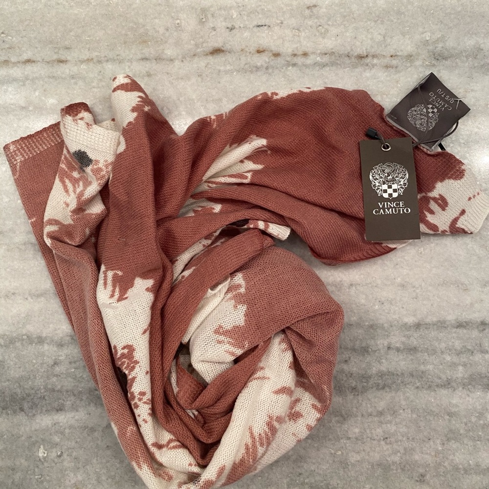 Vince Camuto scarf